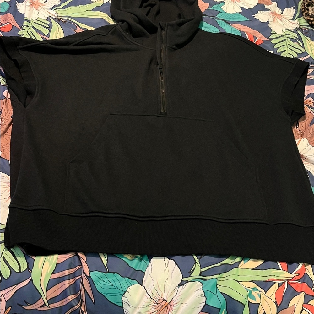 Midnight black short sleeved 1/4 zip hoodie new